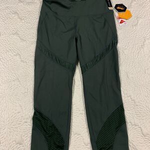 Leggings size Large NWT